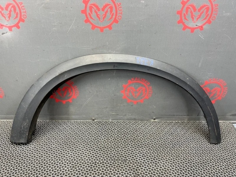 Накладка крыла Volvo XC90 2006 30655182 2.4 D5244T 322802, передняя правая