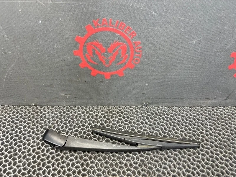 Поводок стеклоочистителя Mitsubishi ASX 2015 8253A029 GA1W 1.6 4A92, задний