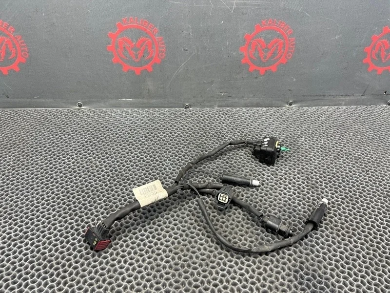 Проводка фары Volvo XC90 2006 30678833 2.4 D5244T