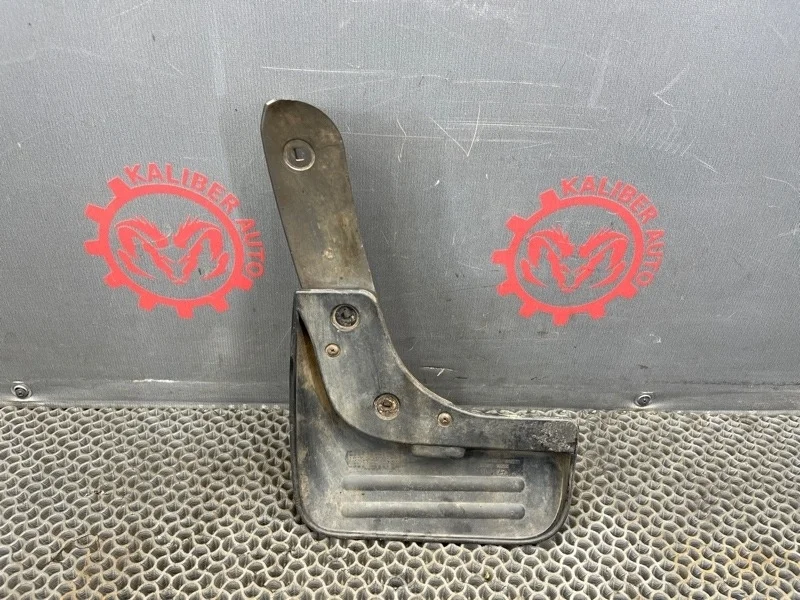 Брызговик Hyundai Grand Starex/H1 2010 868604H010 2.5 D4CB, передний правый