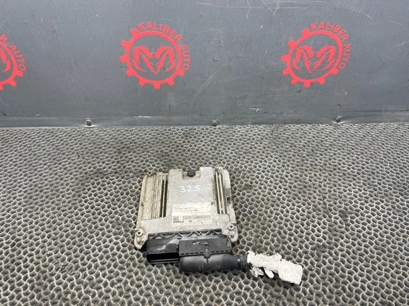 Блок управления двигателем Volkswagen Touareg 2007 7L0907401F 7L6 3.0 BKS