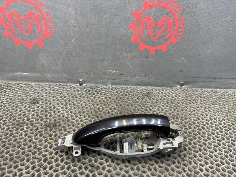 Ручка двери Volkswagen Touareg 2007 7L0837886F 7L6 3.0 BKS, передняя правая