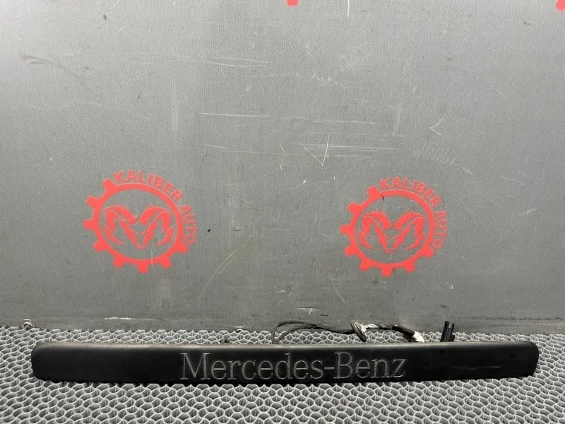 Накладка двери багажника Mercedes-Benz V-Class 2008 A6397432630 W-639 646.980