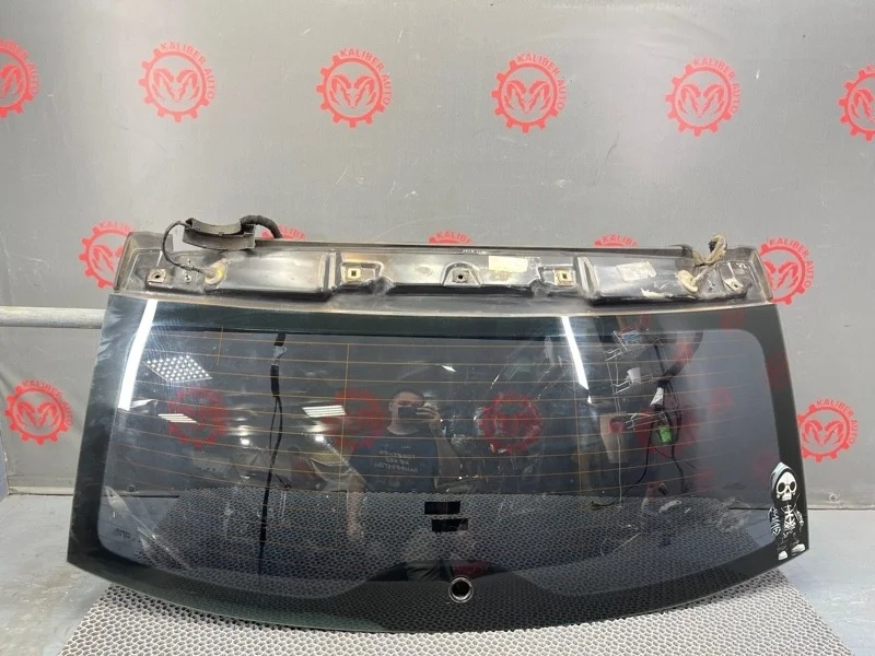 Стекло крышки багажника Volkswagen Touareg 2005 7L6845211BG 7LA 3.2 BMV