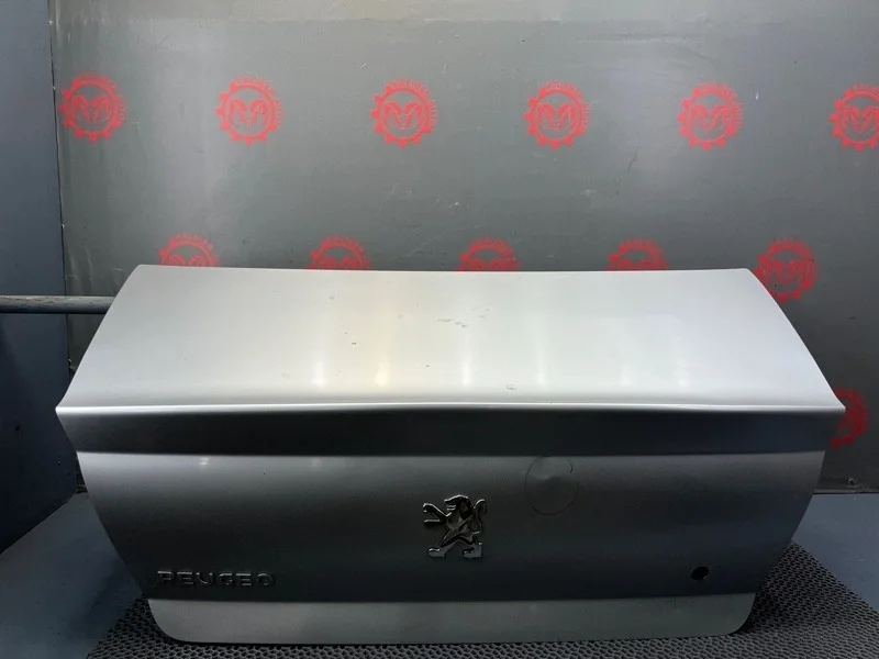 Крышка багажника Peugeot 407 2005 860684 1.8 6FZ10LT22