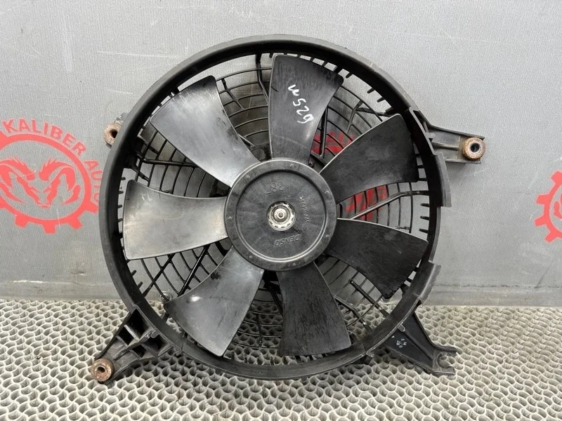 Вентилятор радиатора кондиционера Mitsubishi Pajero 4 2007 MR500911 V98W 4M41