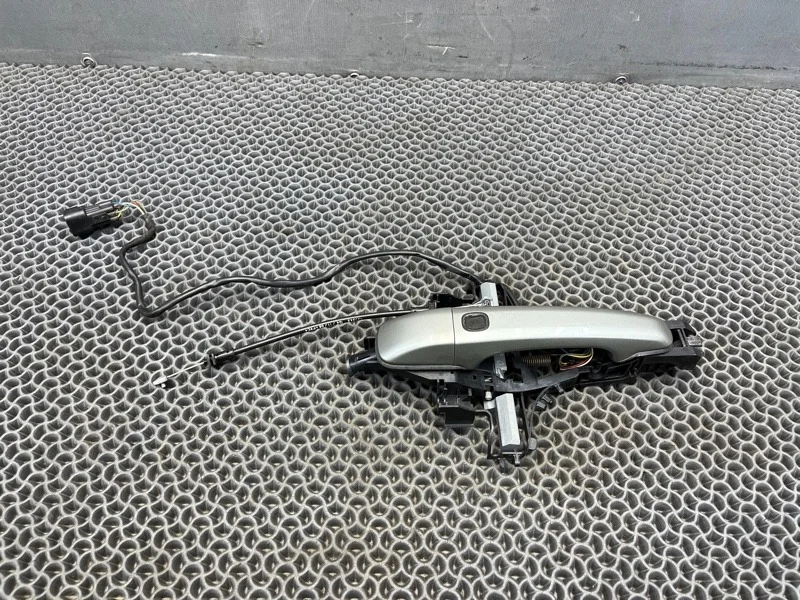 Ручка двери Volvo XC70 2008 30784203 2.4 D5244T4, задняя правая