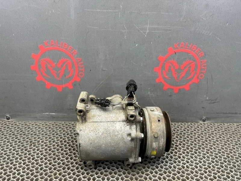 Компрессор кондиционера Mitsubishi Montero/Pajero Sport 2001 MR360532 1 3.0 6G72