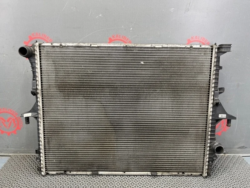 Радиатор основной Volkswagen Touareg 2006 7L0121253A 7LA 3.0 BKS