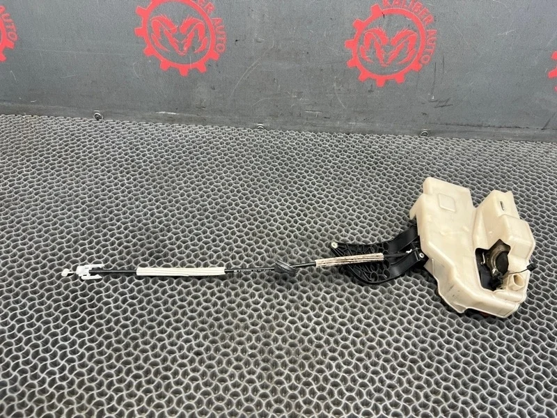 Замок двери Volkswagen Touareg 2006 3D2837016K 7LA 3.0 BKS, передний правый