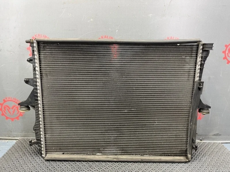 Радиатор основной Volkswagen Touareg 2005 7L6121253C 7LA 2.5 BAC