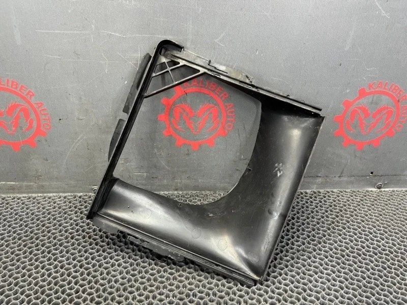 Воздуховод интеркулера Volkswagen Touareg 2005 7L0117339 7LA 2.5 BAC, левый