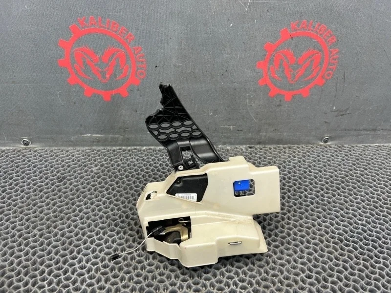 Замок двери Volkswagen Touareg 2005 7L0839016D 7LA 2.5 BAC, задний правый