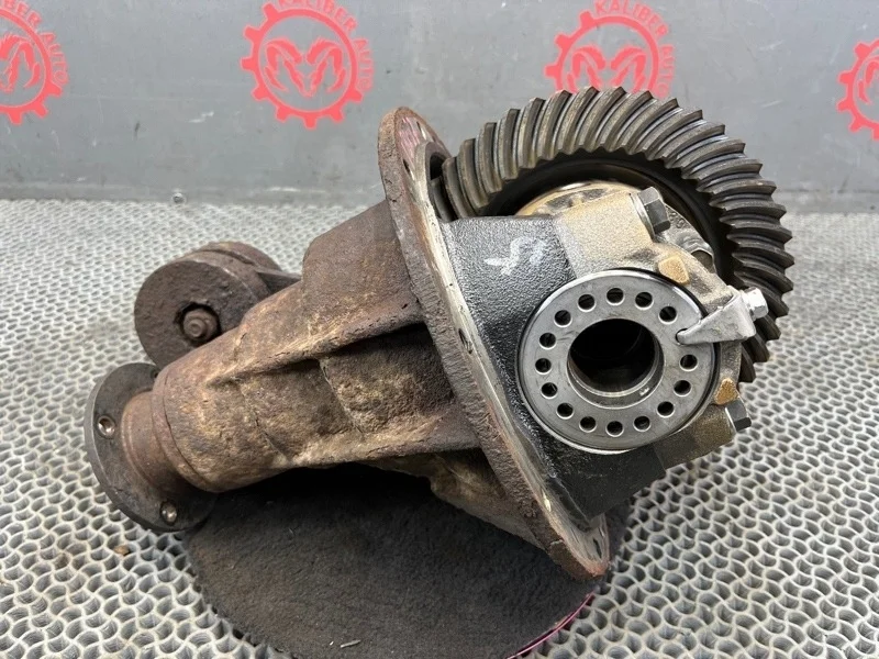 Редуктор Hyundai Grand Starex/H1 2010 530004H000 2.5 D4CB, задний