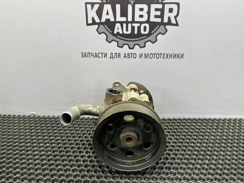 Насос гидроусилителя Jeep Grand Cherokee 3 2010 52124461AB WH/WK 3.0 V6 EXL