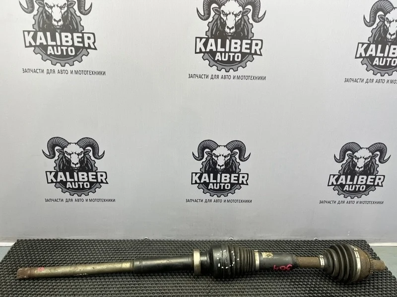 Привод Volvo XC90 2011 36001218 2.4 D5244T18 930665, передний правый