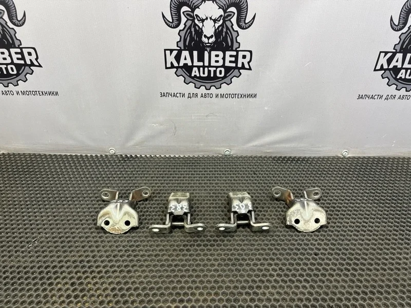 Петля двери Hyundai Grand Starex/H1 2012 793104H000 2.5 D4CB, передняя