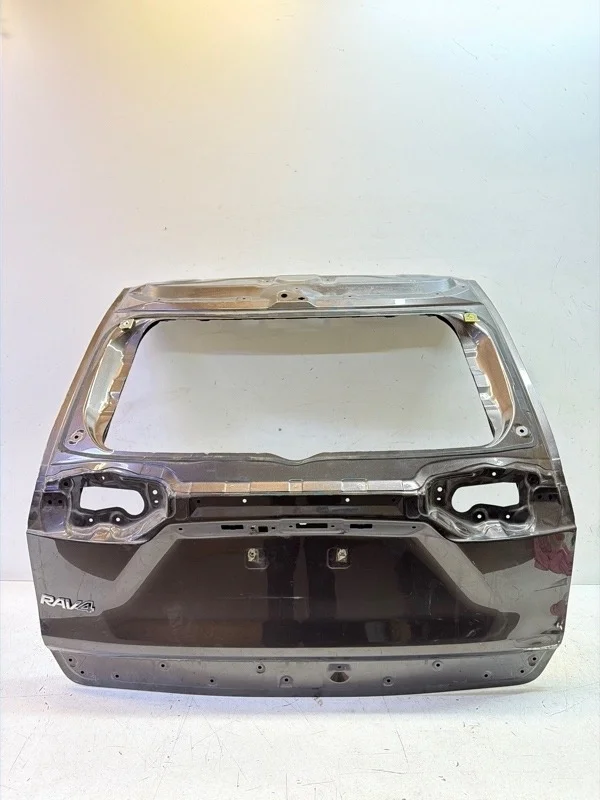 Крышка Toyota Rav 4 2018-2024 XA50