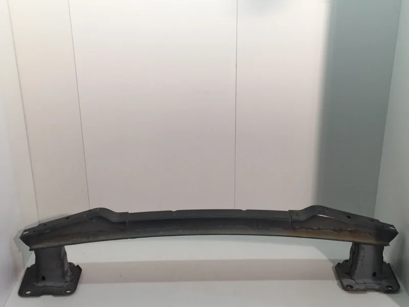 Усилитель бампера Mazda 3 2003-2009 BN9A50260A BK, задний