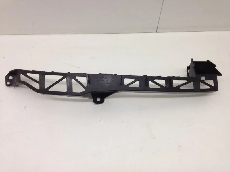 Кронштейн фары Mazda 3 2003-2009 BP4K50151 BK, передний правый
