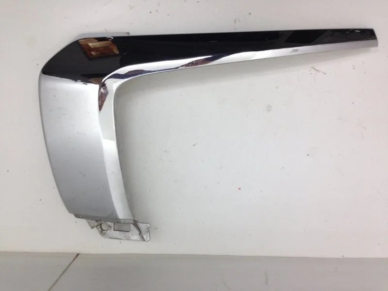 Молдинг бампера Mitsubishi Outlander 2014-2018 6407A145 3, передний левый