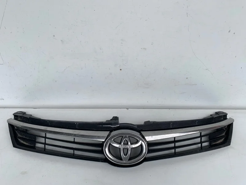 Решетка Toyota Camry 2014-2018 5310133510 XV50, передняя