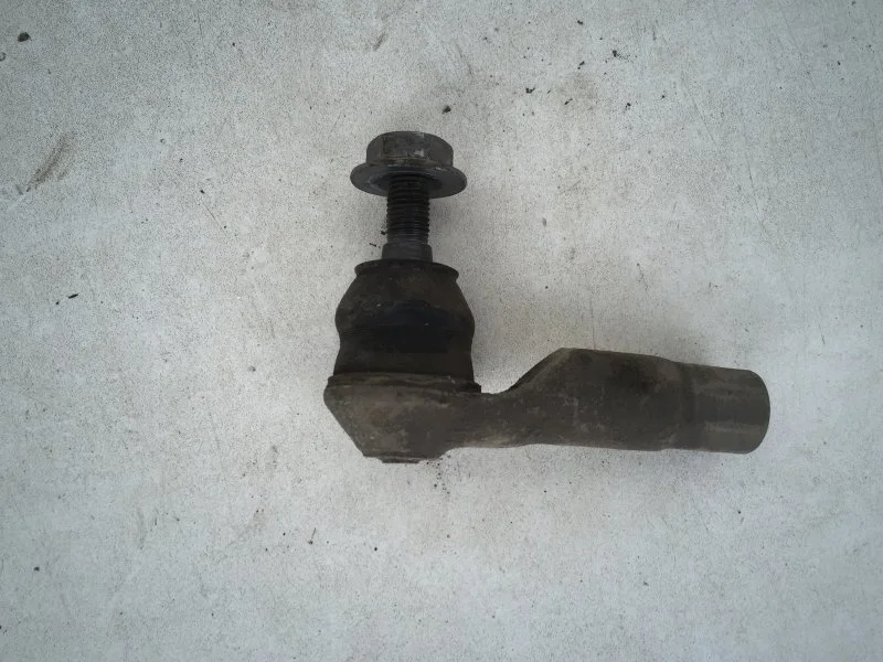 Наконечник рулевой тяги Volkswagen Tiguan 2016-2020 1K0423811K 2, передний