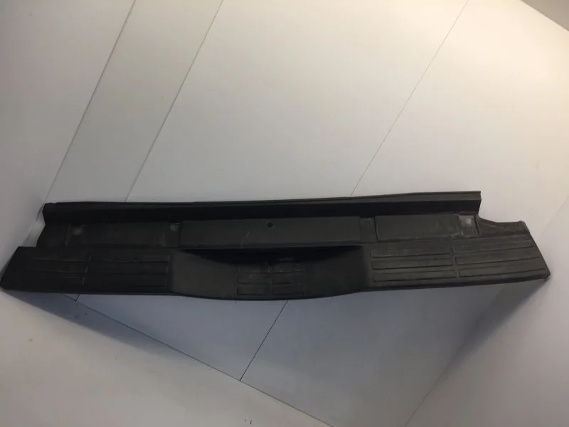 Накладка бампера Mitsubishi Pajero 2006-2014 6410A186 4, задняя