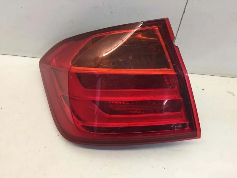 Фонарь BMW 3 series 2015-2020 63217369117 F30/F31, задний левый