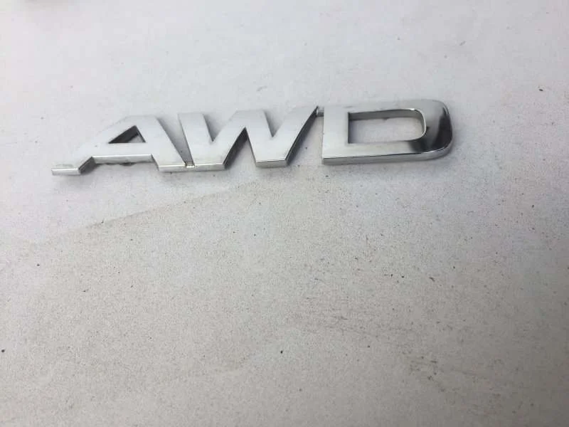 Эмблема Kia Sorento 2020-2021 76004C5000 4, передняя правая