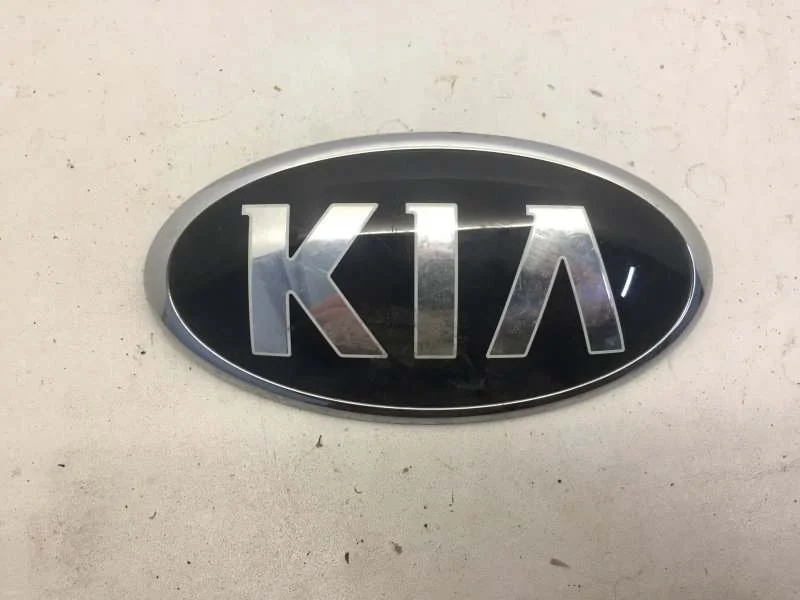 Эмблема Kia Rio 2015-2017 863104Y200 3, задняя