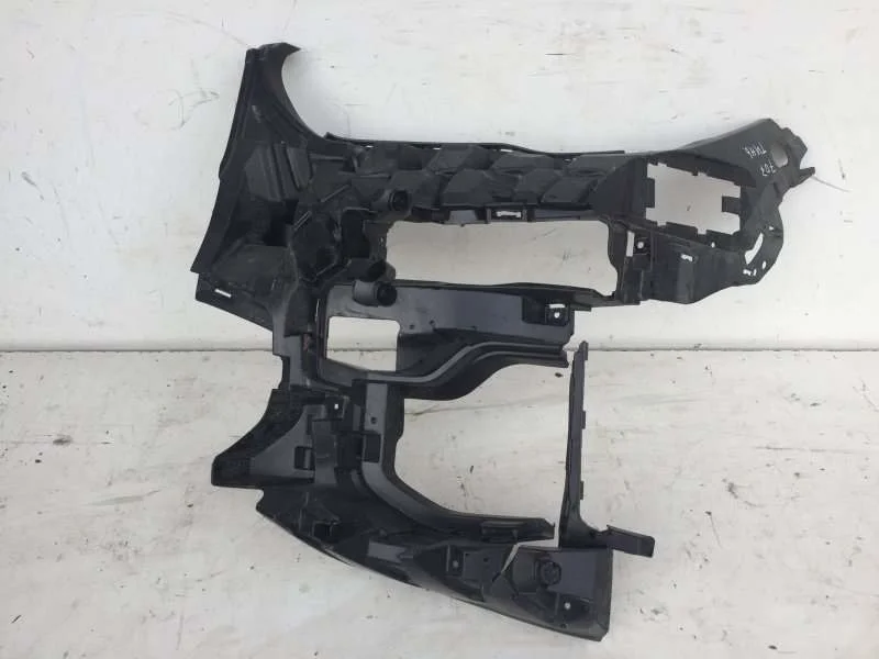 Кронштейн бампера BMW X5 2018-2023 51118069227 G05, передний левый