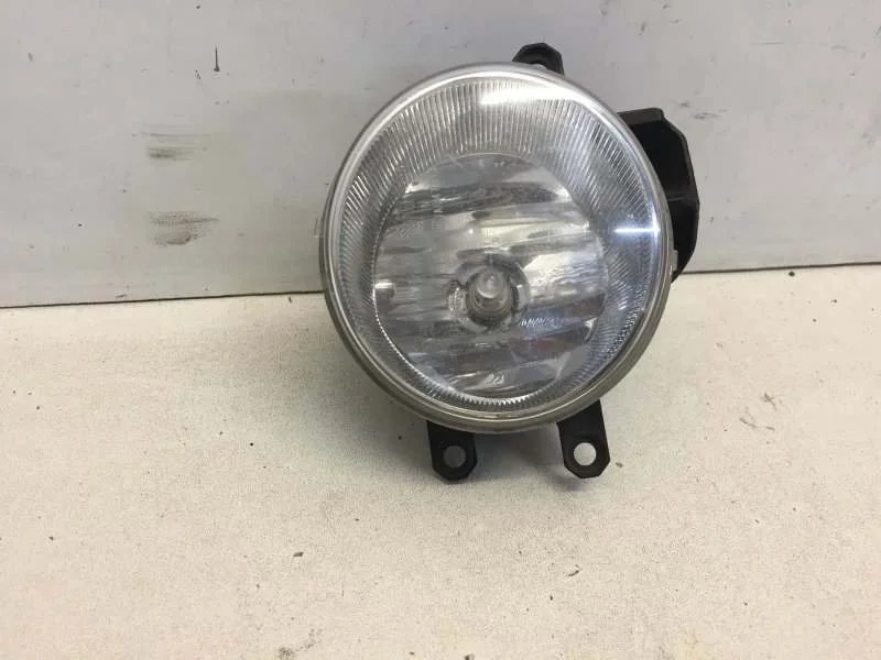 Фара противотуманная Toyota Land Cruiser Prado 2009-2020 8121112230 150, передняя