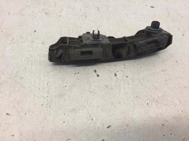 Кронштейн бампера Toyota Rav4 2015-2019 5256242020 CA40, задний правый