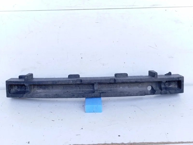 Абсорбер бампера Nissan Qashqai 2013-2022 62090BM90A 2, передний