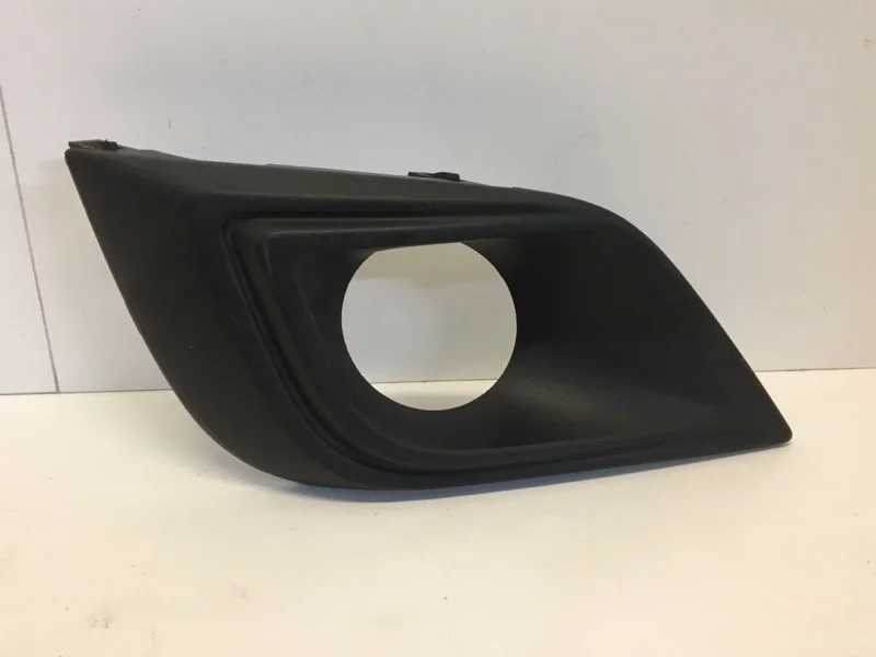 Накладка противотуманной фары Nissan Murano 2014-2021 622575AA0A 3, передняя правая