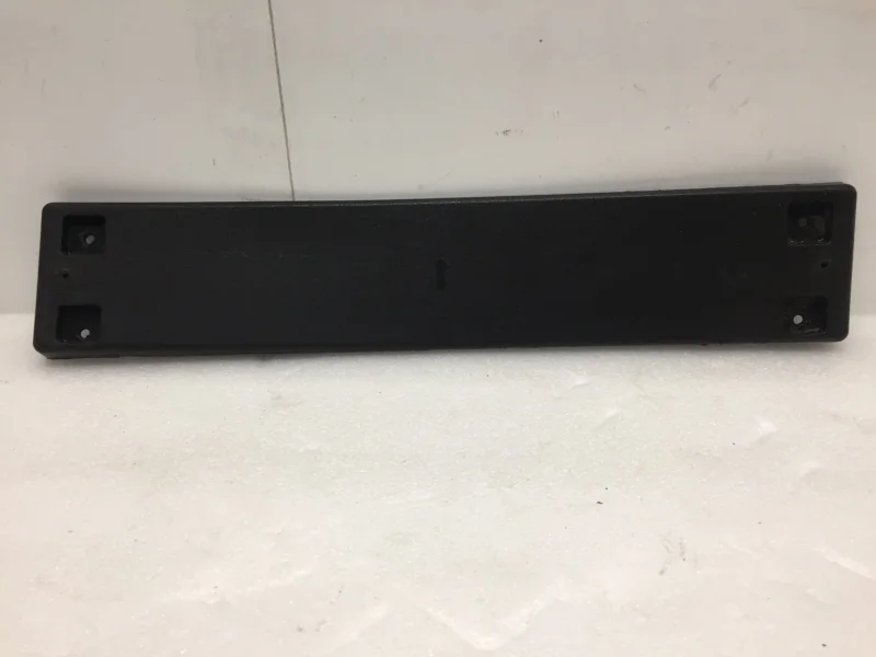 Накладка под номерной знак Kia Sorento 2009-2021 865192P500 2, передняя