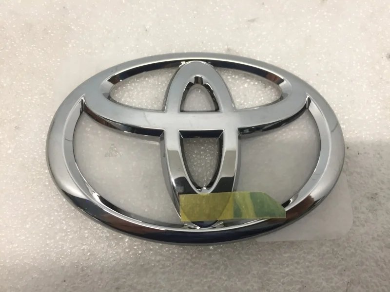 Эмблема Toyota Corolla 2012-2019 9097502127 E180, задняя