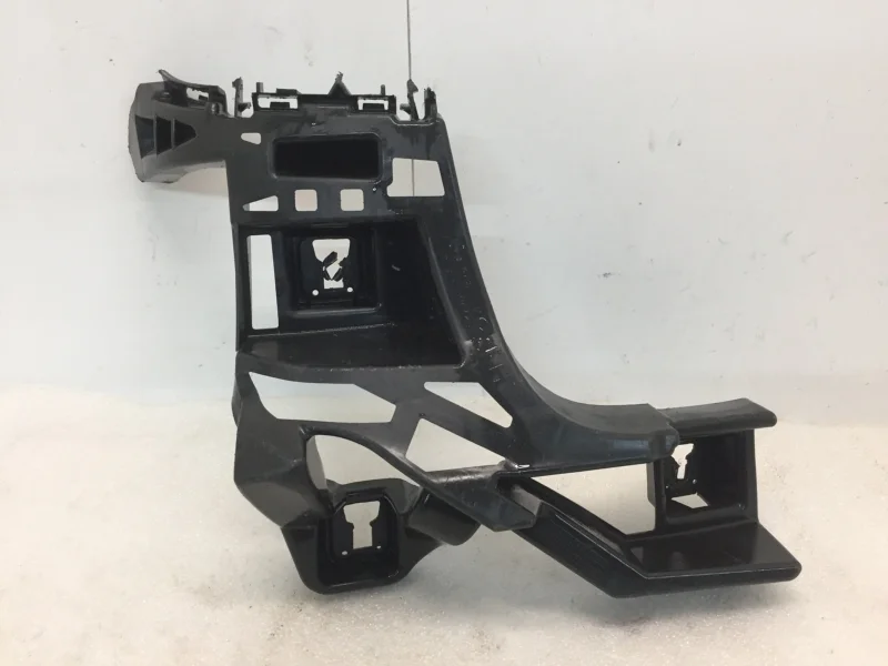 Кронштейн бампера Mercedes-Benz GL-klasse 2012-2015 A1668850265 X166, задний левый