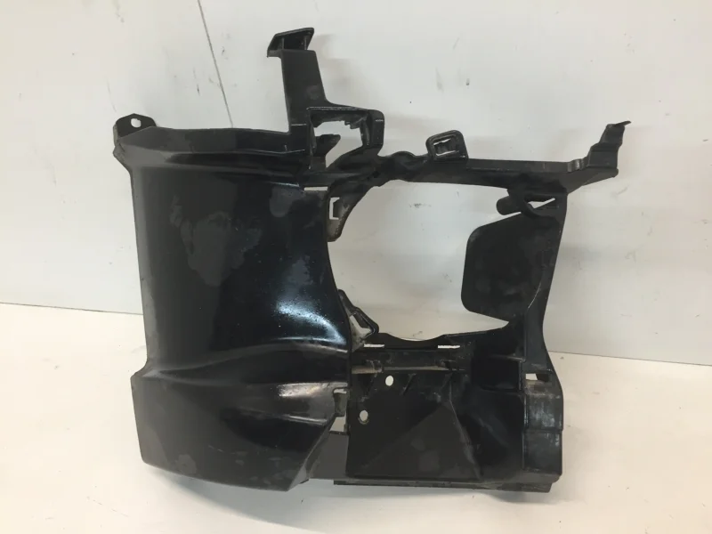 Кронштейн BMW 3 series 2011-2020 51117266198 F30/F31, передний правый