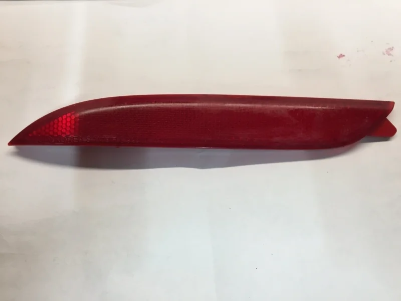 Катафот бампера Kia Ceed 2012-2018 92405A2300 2, задний левый