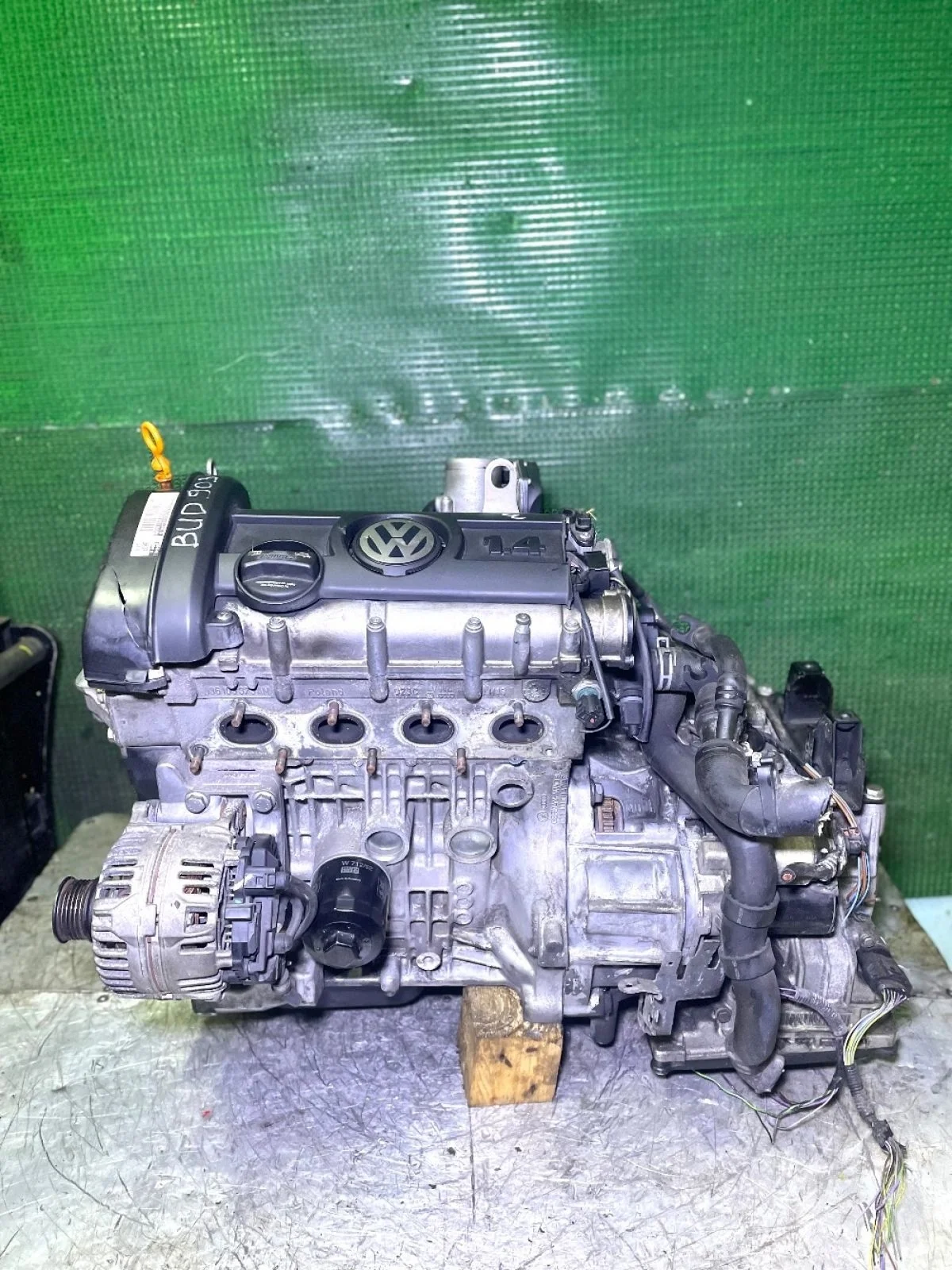 Двигатель Volkswagen Caddy III (2004—2010)