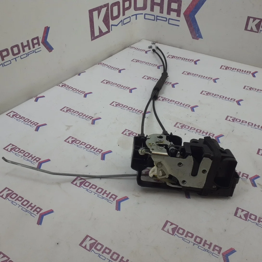 Замок двери передней правой Б/У оригинал