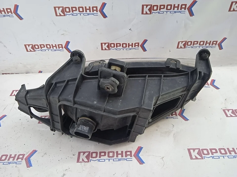 Фара противотуманная правая Б/У Б/У,оригинал