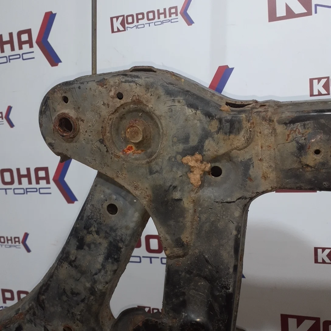 Подрамник D4CB Б/У Б/У