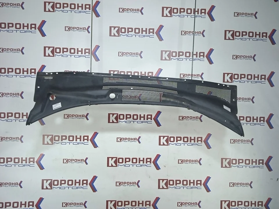 Решетка стеклоочистителя жабо Б/У Б/У