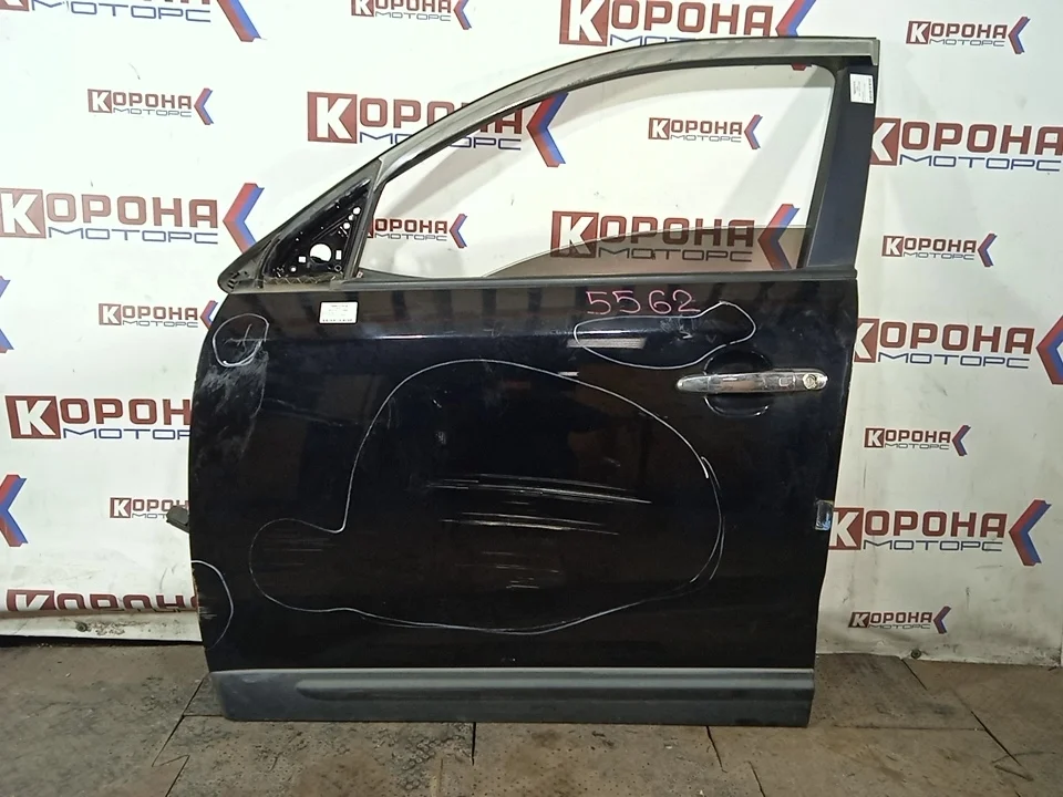 Дверь передняя левая Б/У вмятины, глубокая царапина, ржавчина