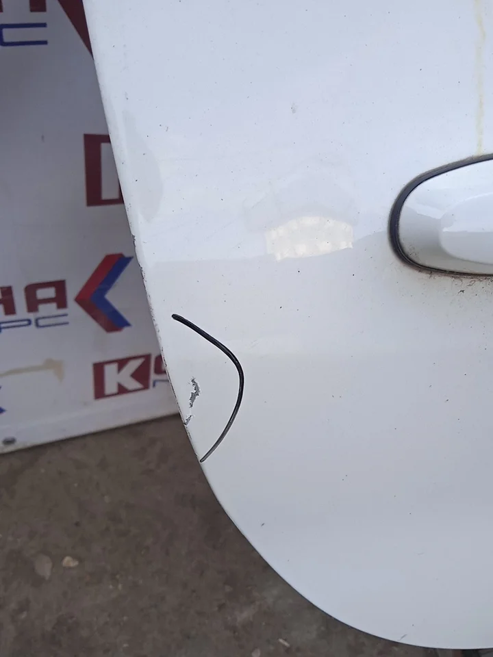 Дверь задняя правая Б/У потертсоти