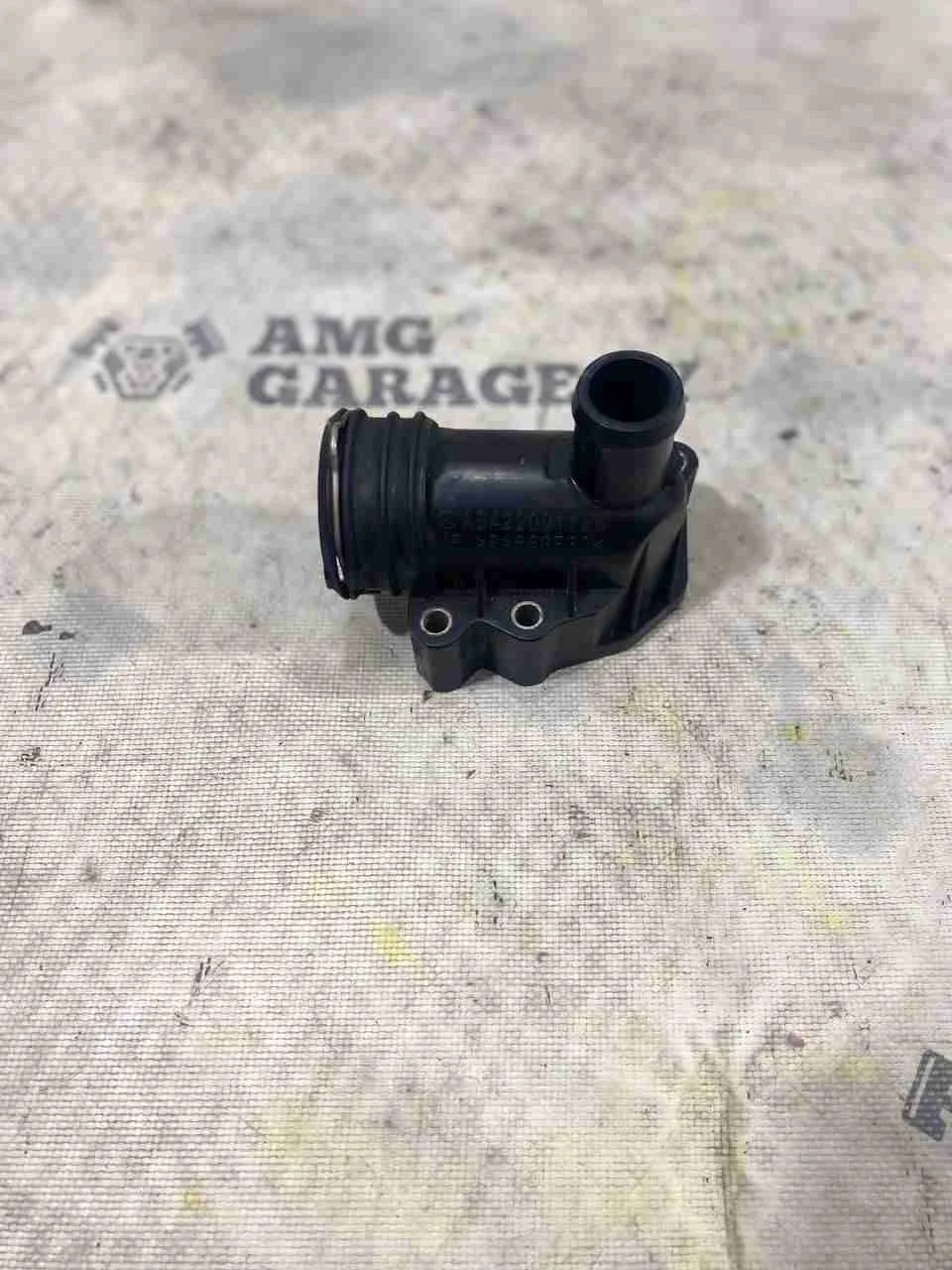 Фланец (тройник) системы охлаждения Mercedes-Benz X164 (2006—2009) A6422001156