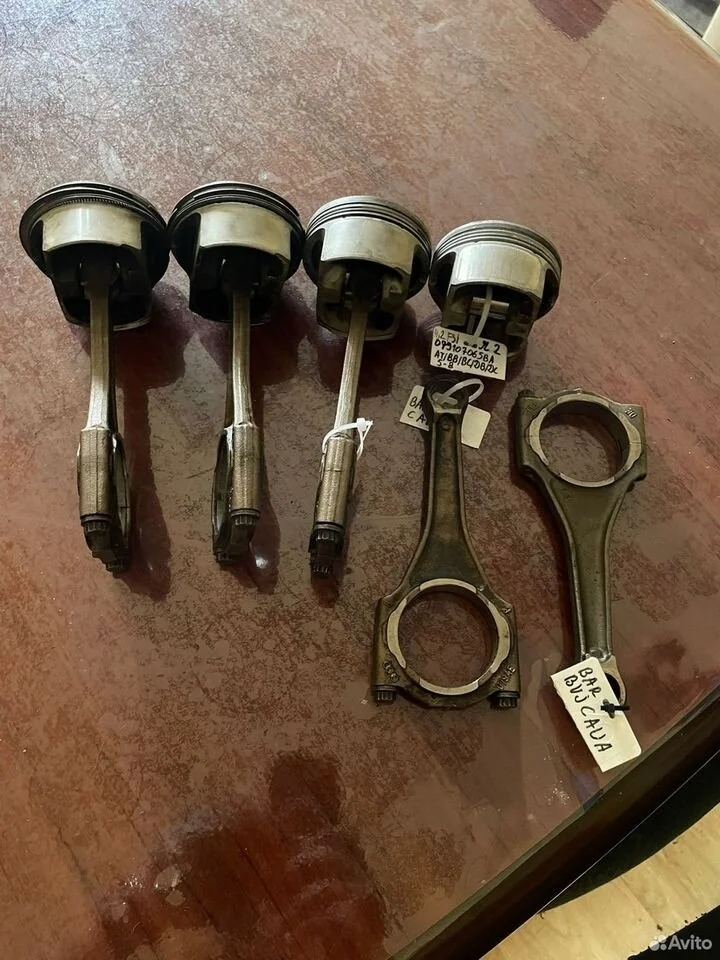 Поршни с шатунами vag 079107065dc 079107066dc